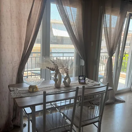 Philip's Seaside Apartman